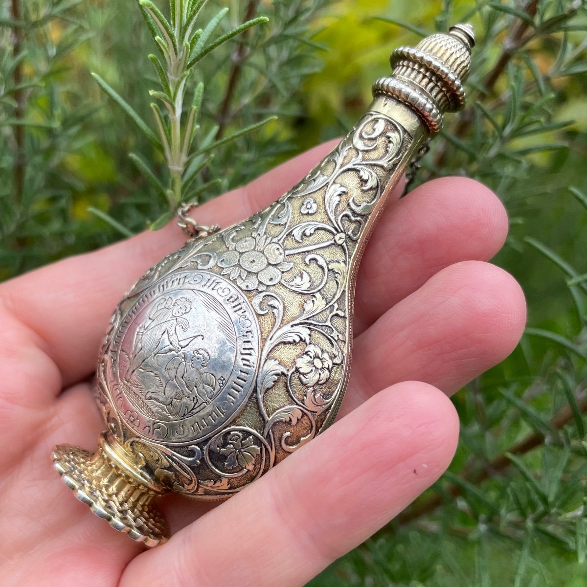 Flacon à Parfum En Argent Doré Ciselé Et Gravé. Allemagne, Augsbourg, Vers 1700. -photo-8