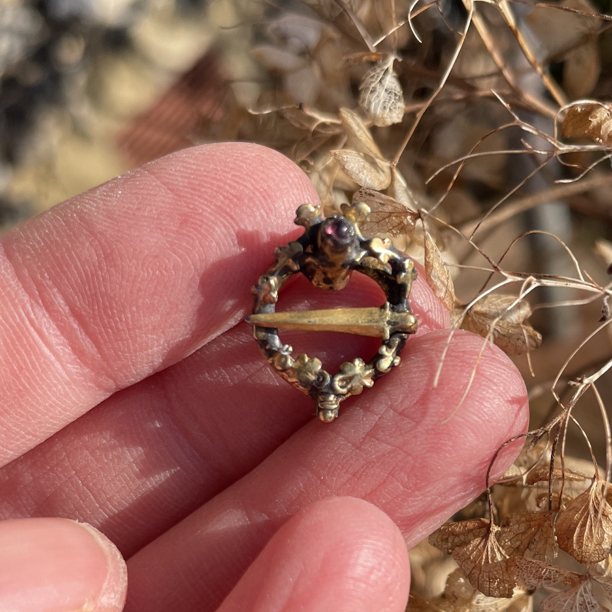 Broche Médiévale En Vermeil Ornée d'Un Grenat. Anglaise Ou Française, XIIIe-xive Siècle. -photo-4
