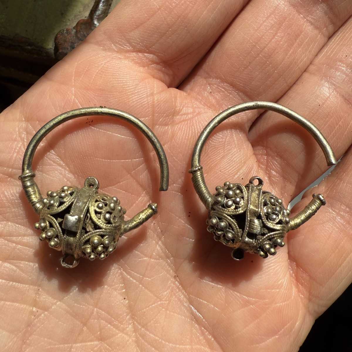 Pair Of Silver-gilt Filigree Hoop Earrings. Byzantine Empire, 8–12th Century Ad.-photo-3