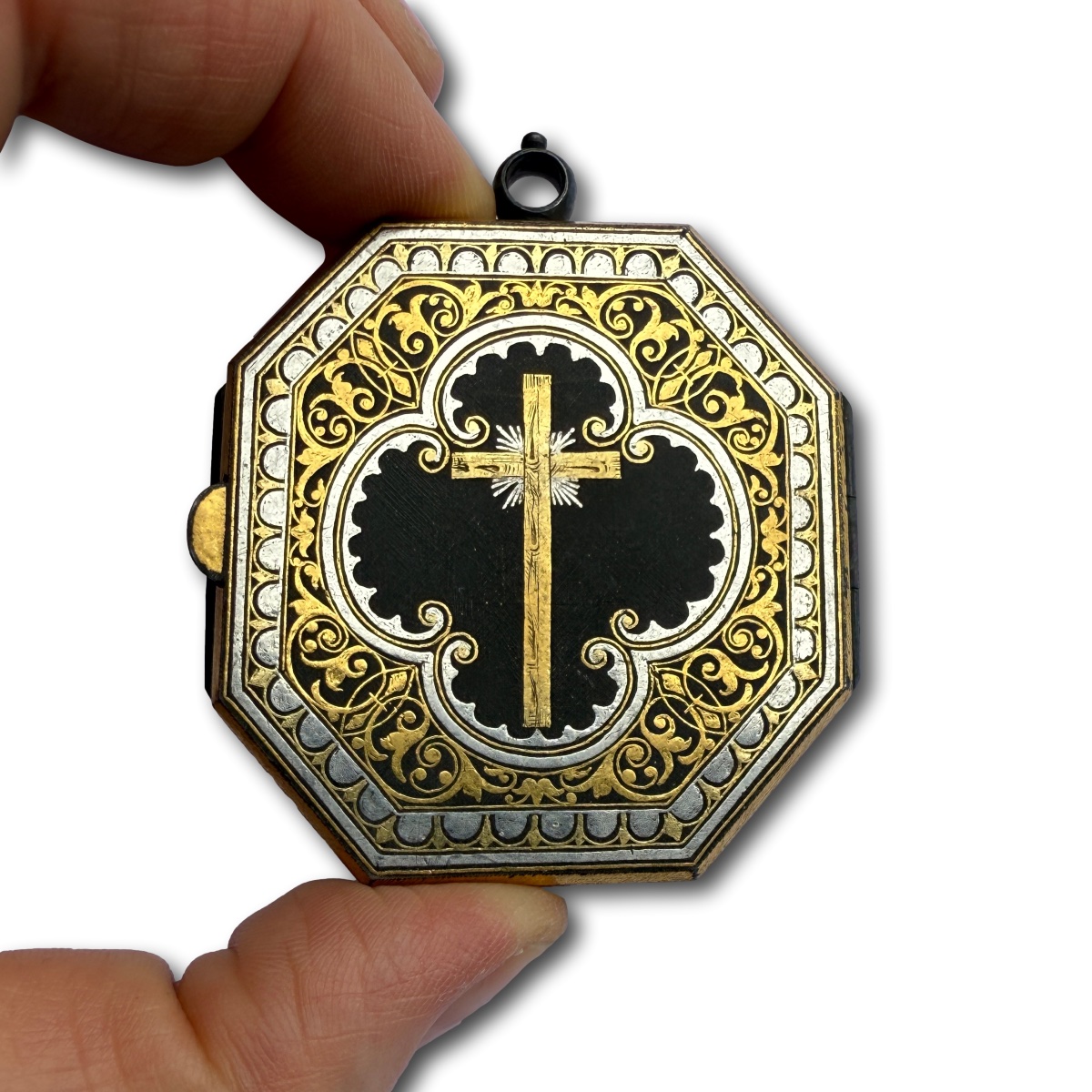 Damascened Devotional Pendant. Spain, Probably Toledo, 17th Century.-photo-8
