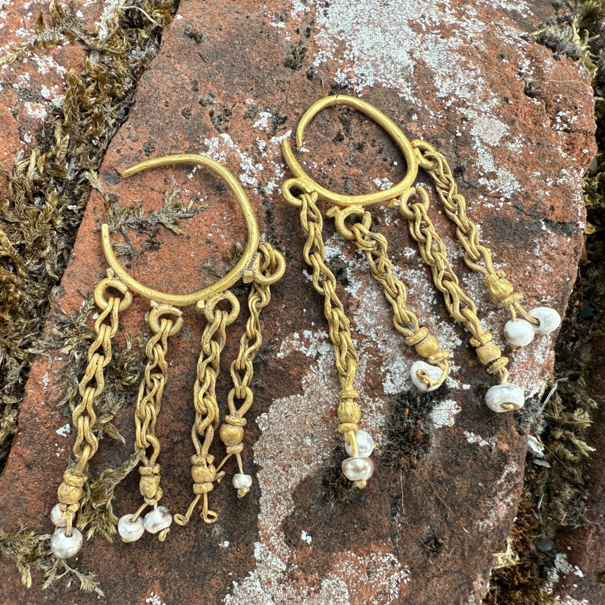 Boucles d'oreilles romaines en or avec pendants de perles. Méditerranée orientale, IVe-VIe sièc-photo-3