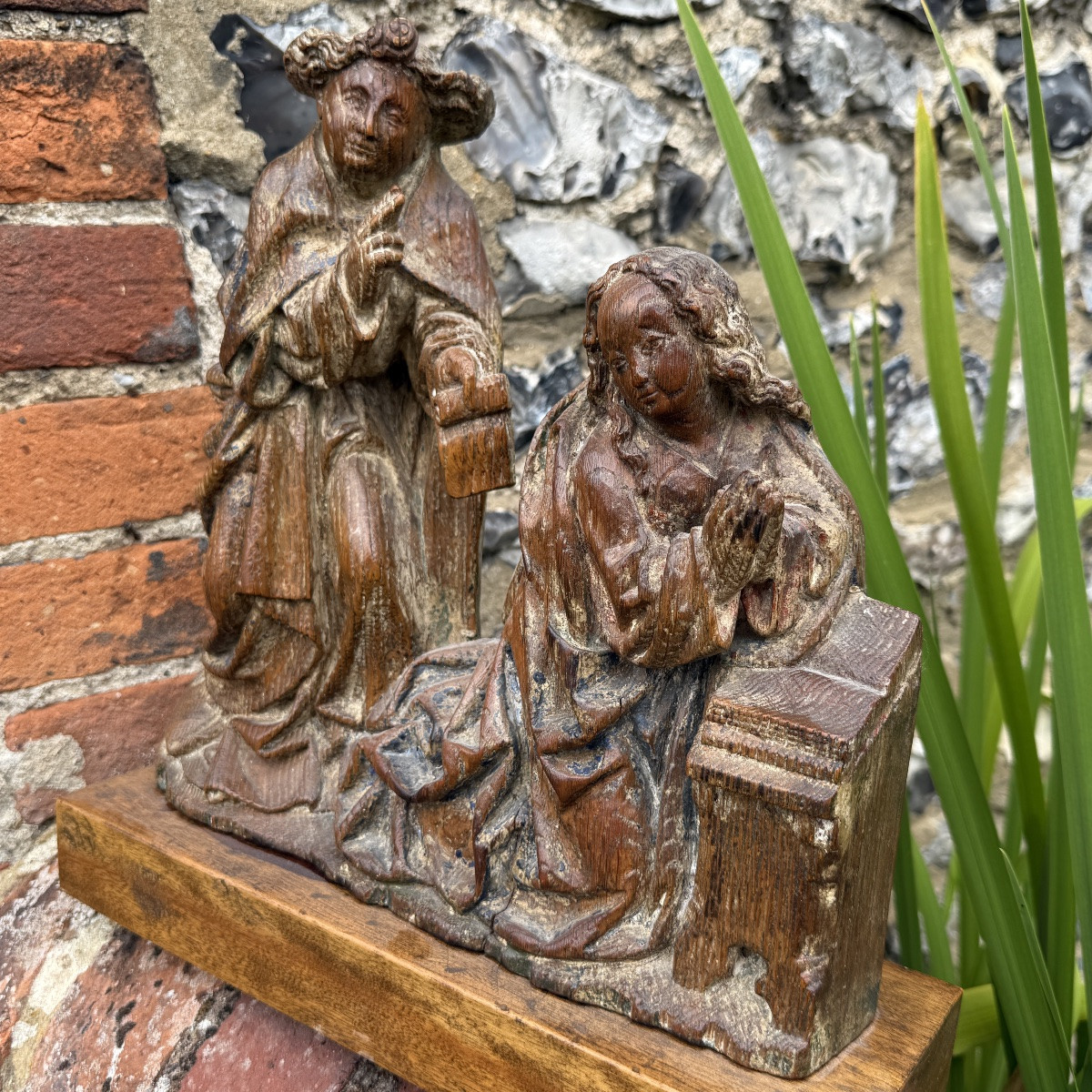 Oak Relief Of The Annunciation. Southern Netherlands, Early 16th Century.-photo-2