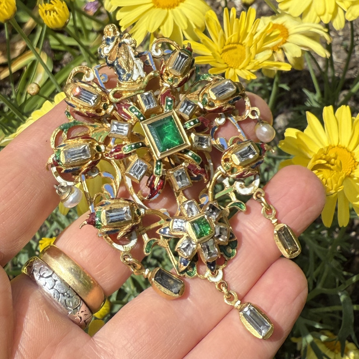 A Large Gold And Enamel Devotional Pendant. German Or Austrian, Circa 1600.-photo-2