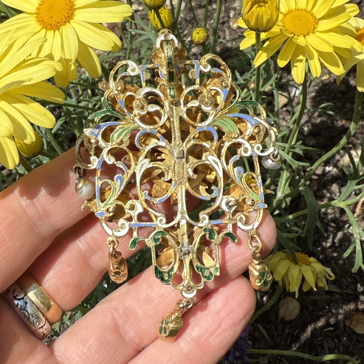 A Large Gold And Enamel Devotional Pendant. German Or Austrian, Circa 1600.-photo-3