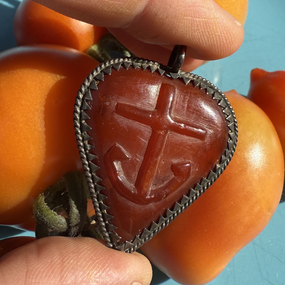 Silver-mounted Amber Heart-shaped Pendant. Germany, 17th Century.-photo-5