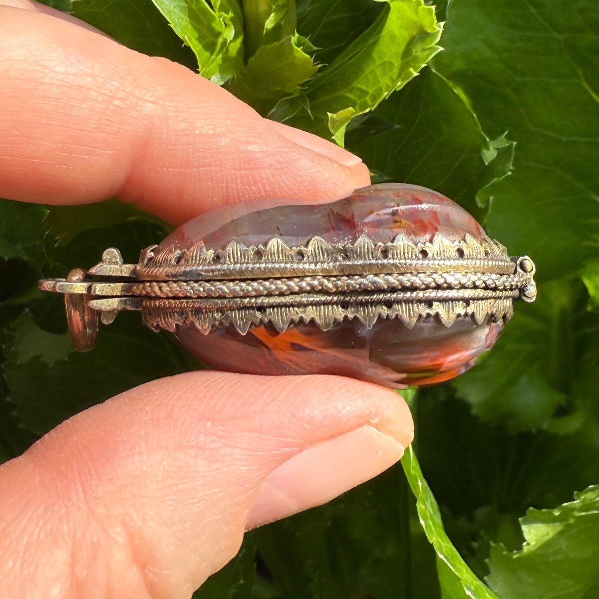 Pendentif en agate et vermeil en forme de gland. Allemagne, XVIIe siècle.  -photo-4