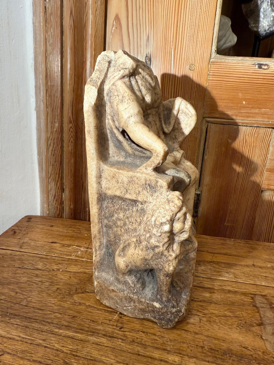 Statuette en marbre de Cybèle sur un trône, Empire romain, vers le IIIe siècle apr. J.-C.  -photo-3