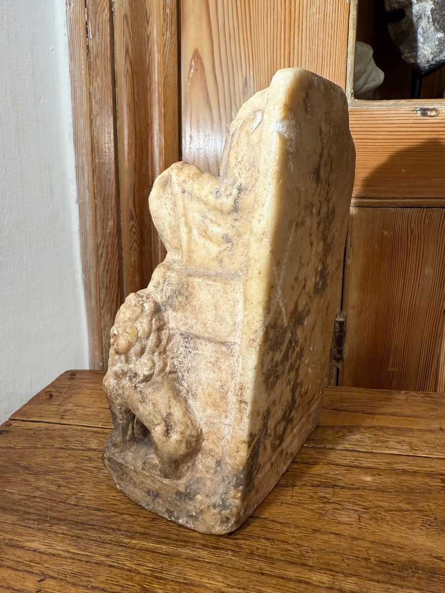 Statuette en marbre de Cybèle sur un trône, Empire romain, vers le IIIe siècle apr. J.-C.  -photo-6
