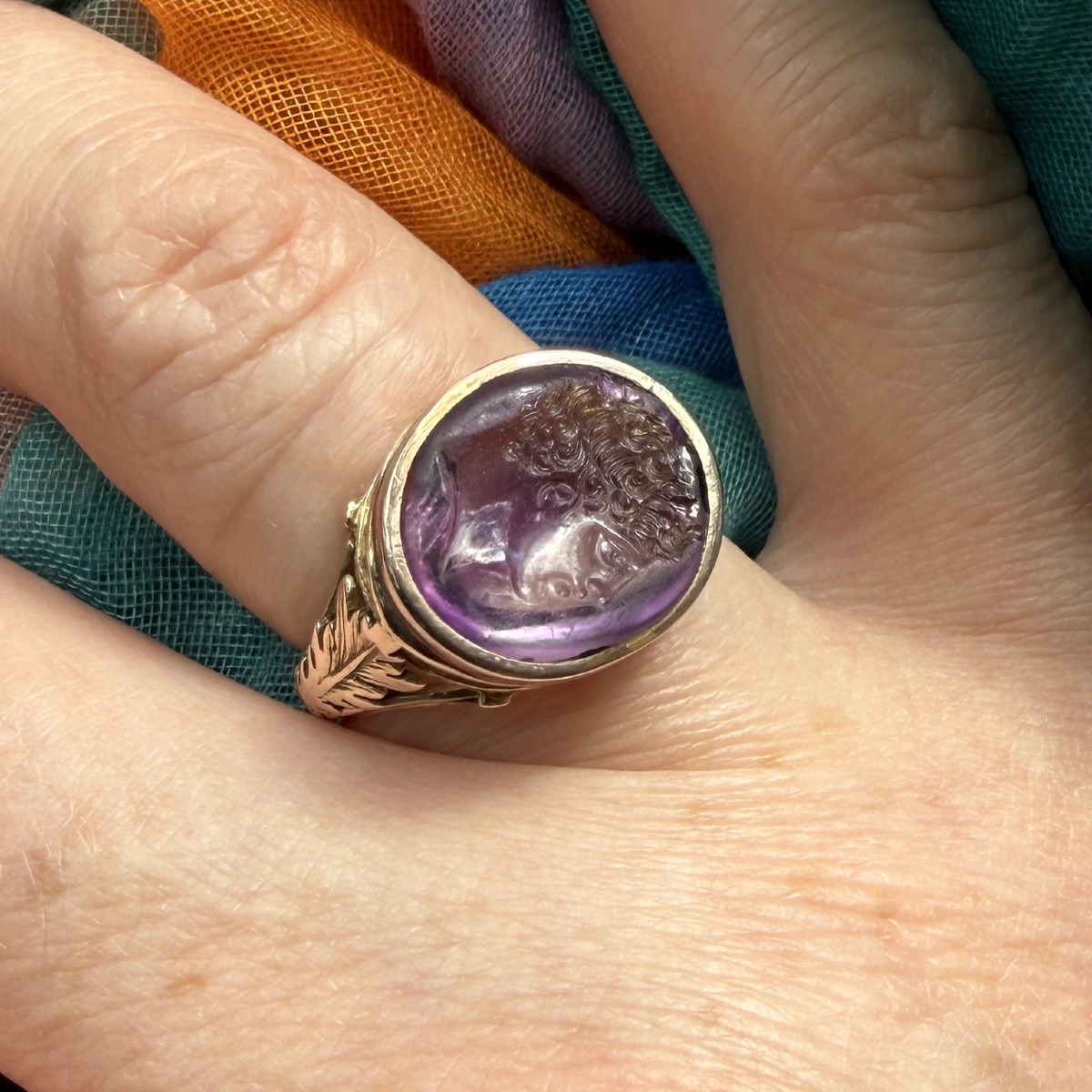 Intaille grecque hellénistique en améthyste représentant un jeune homme, bague en or du XIXe -photo-3