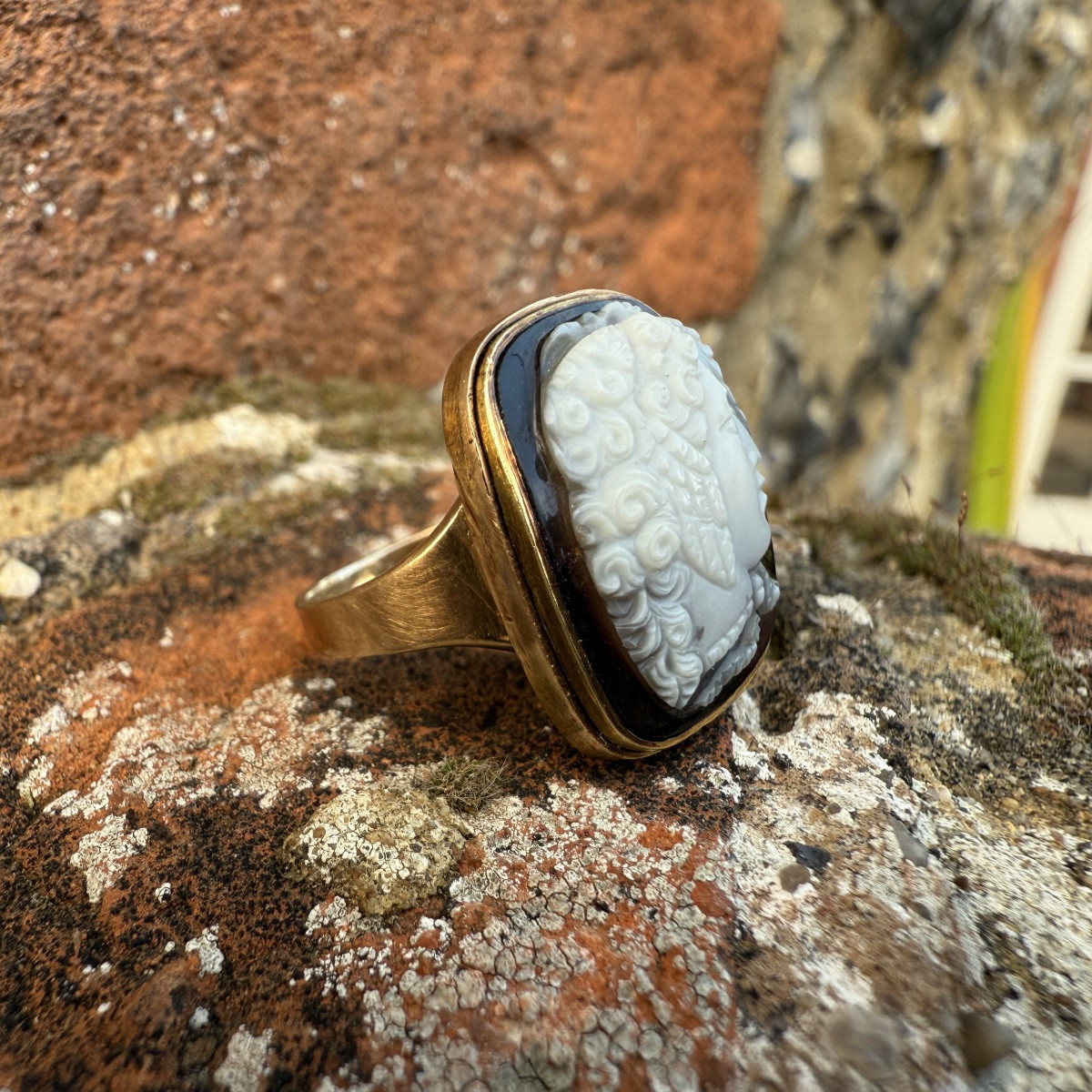 Gold Ring Set With A 19th Century Sardonyx Cameo Of Medusa.-photo-3