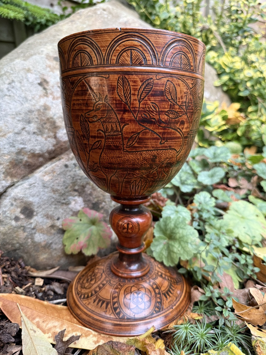 An Engraved Turned Wooden Cup. English, Dated 1636.-photo-3