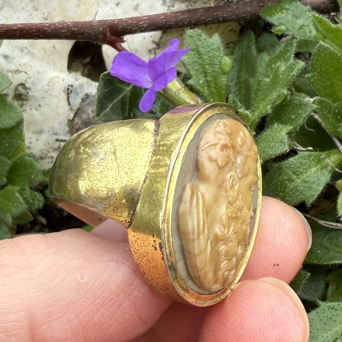 Bague camée représentant Silène. Italie ou Angleterre, vers 1800-1820.-photo-3