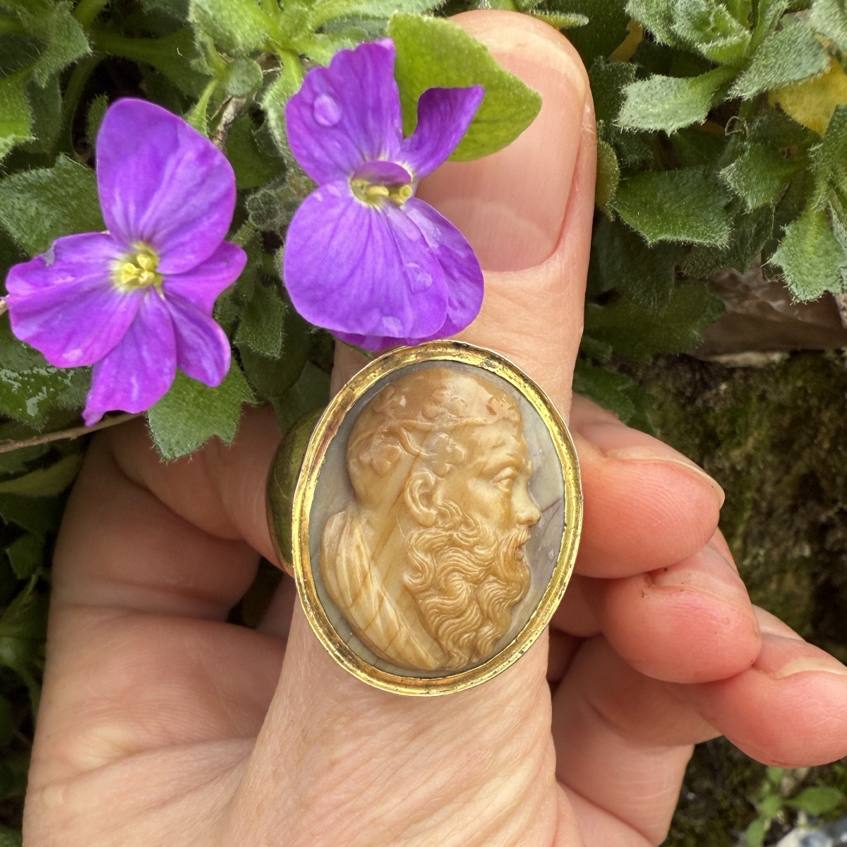 Bague camée représentant Silène. Italie ou Angleterre, vers 1800-1820.-photo-5