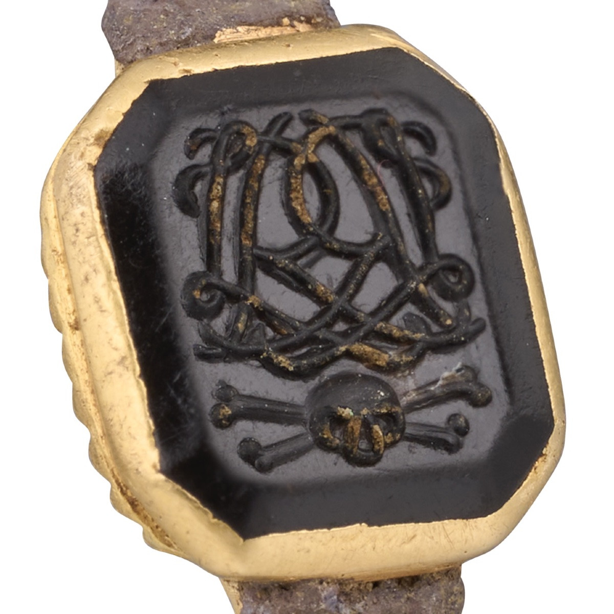 Early Eighteenth-century Gold Mourning Ring With Monogram And Vanitas Device.-photo-2