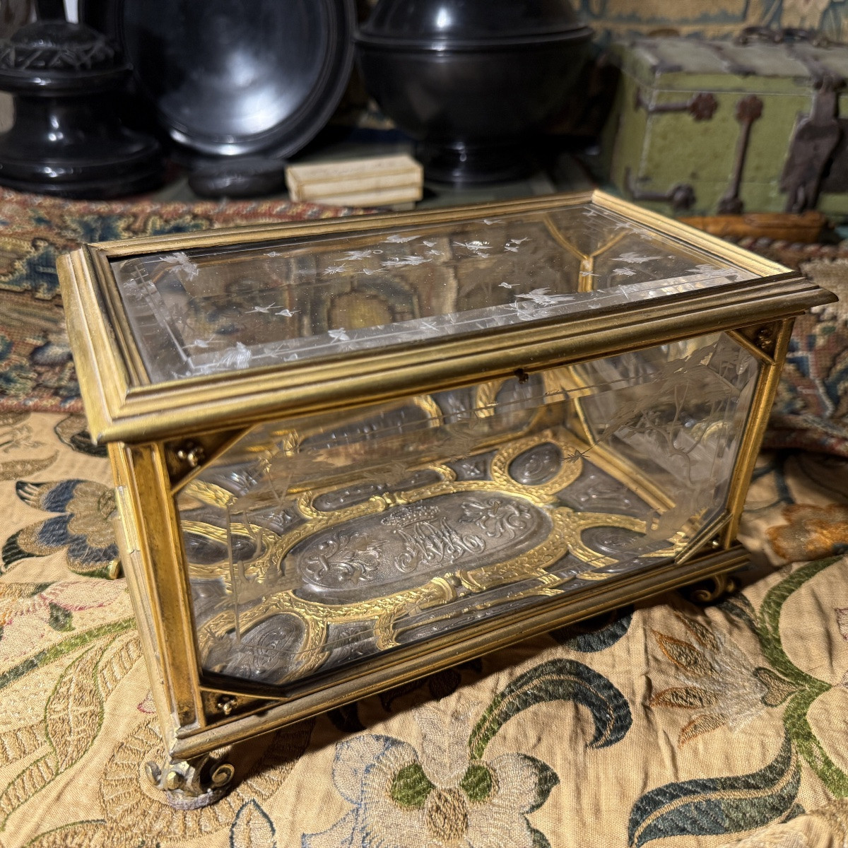 Coffret en cristal de roche attribué à Giovanni Battista Metellino (Milan, mort vers 1724). -photo-2