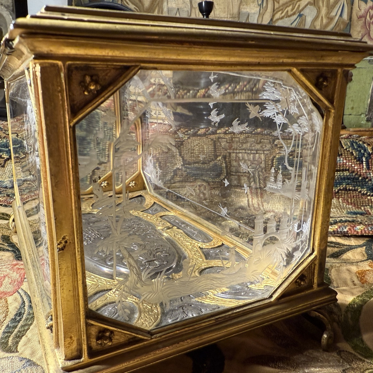 Coffret en cristal de roche attribué à Giovanni Battista Metellino (Milan, mort vers 1724). -photo-5