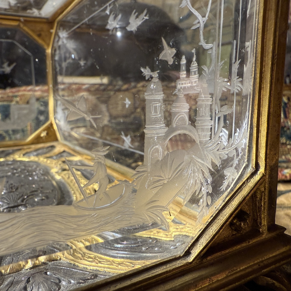 Coffret en cristal de roche attribué à Giovanni Battista Metellino (Milan, mort vers 1724). -photo-6