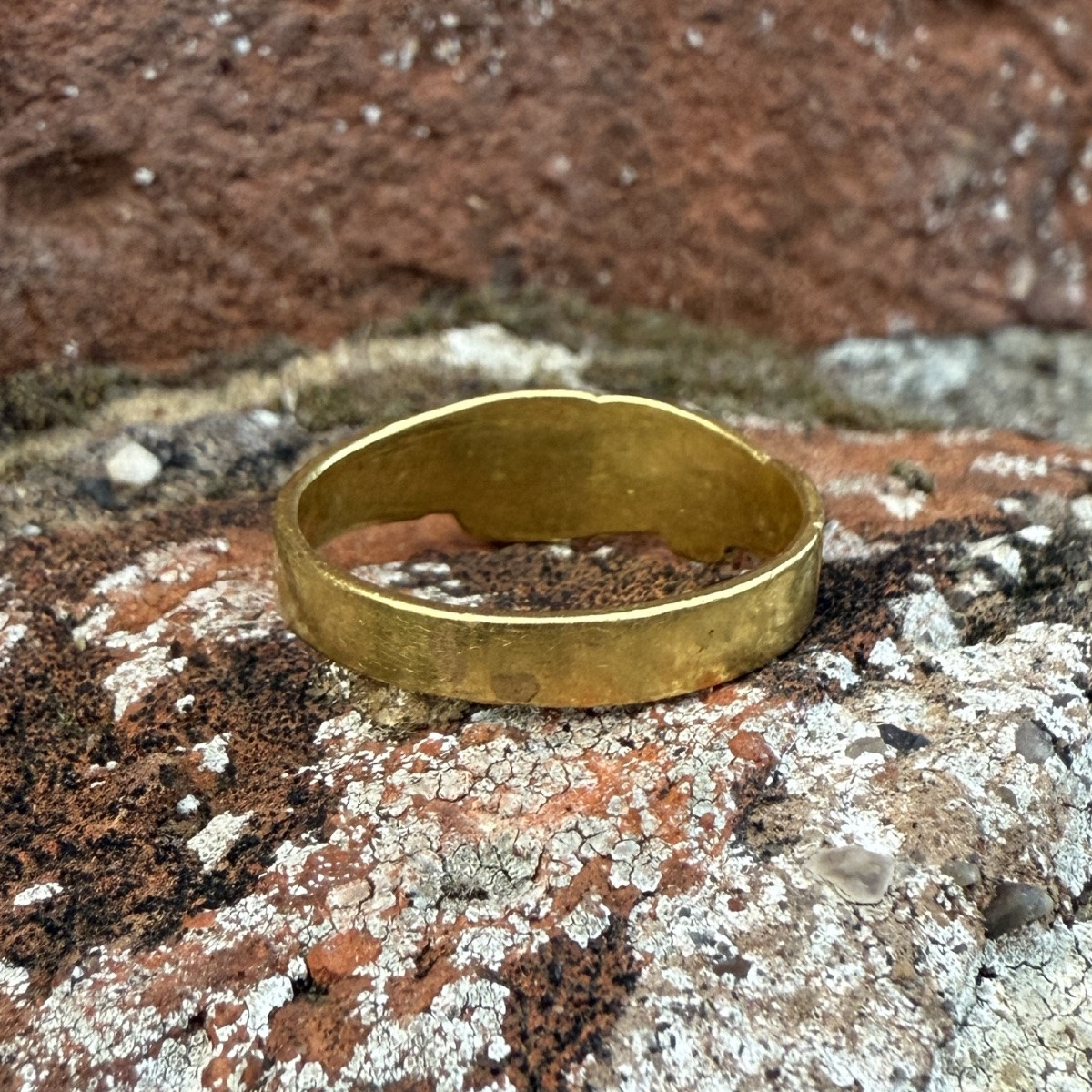 Bague Fede en or de haut carat. Angleterre ou Europe occidentale, XVIIe-XVIIIe siècle.-photo-4