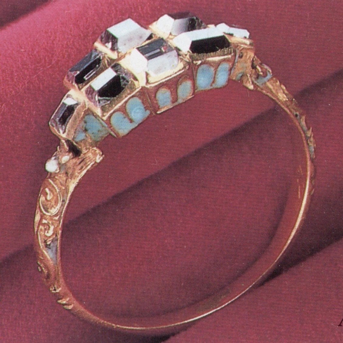 Bague en diamant taille rose et émail bleu. Angleterre, vers 1680-1700.-photo-2