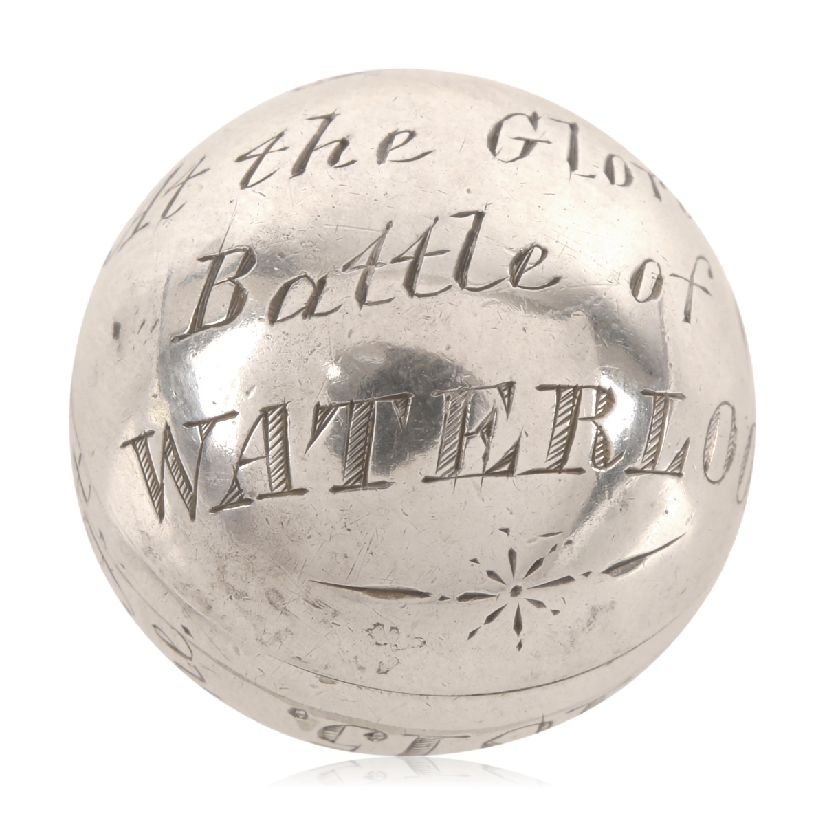 Étui à balle de mousquet en argent contenant une balle  Angleterre, 1815