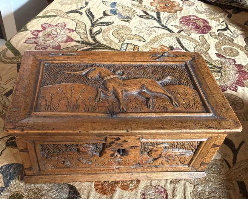 Small Minnekästchen. Southern Germany, Rhine Valley, 15th Century.-photo-3