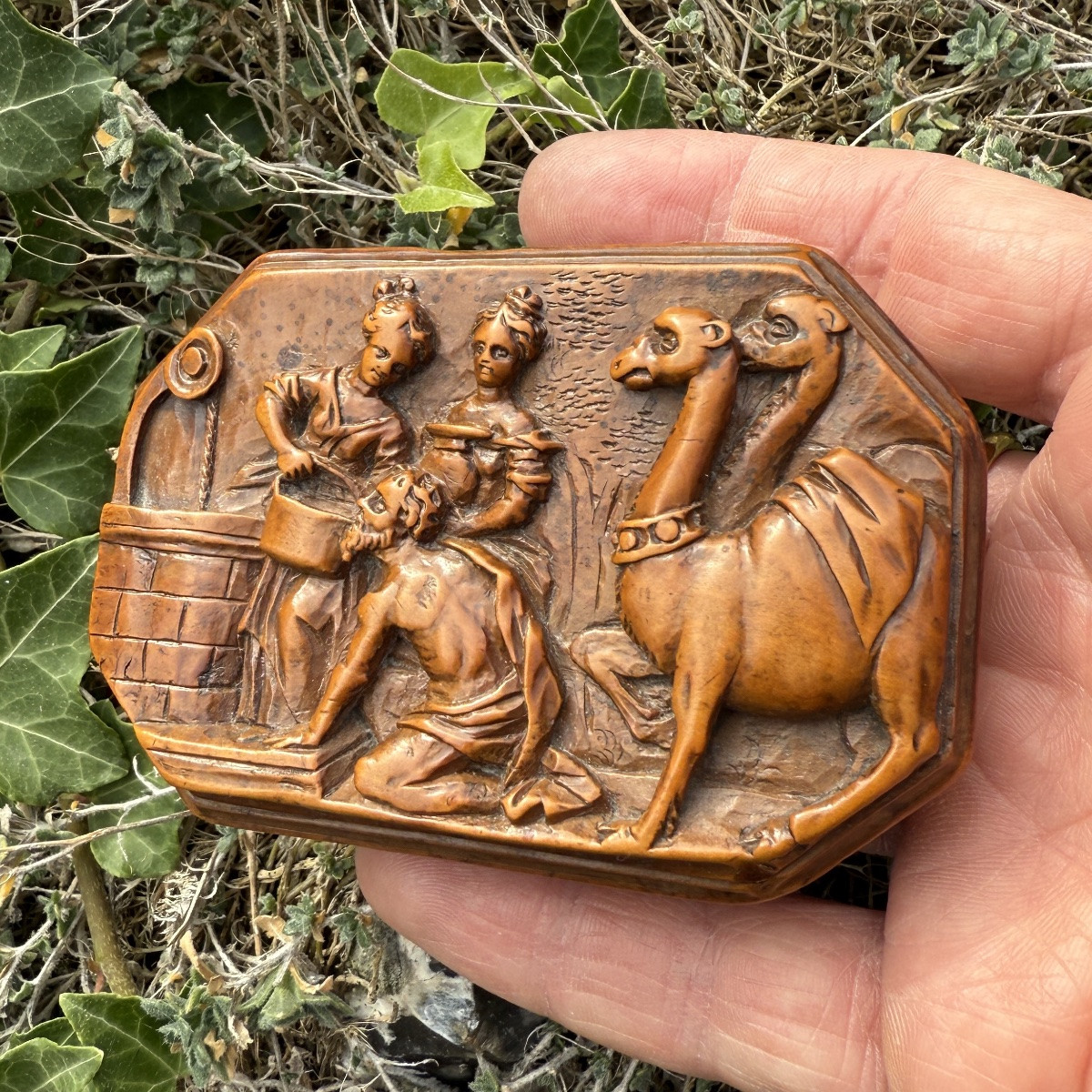 Boxwood Snuff Box With Biblical Scene (rebecca). Netherlandish, 17th Century.-photo-4