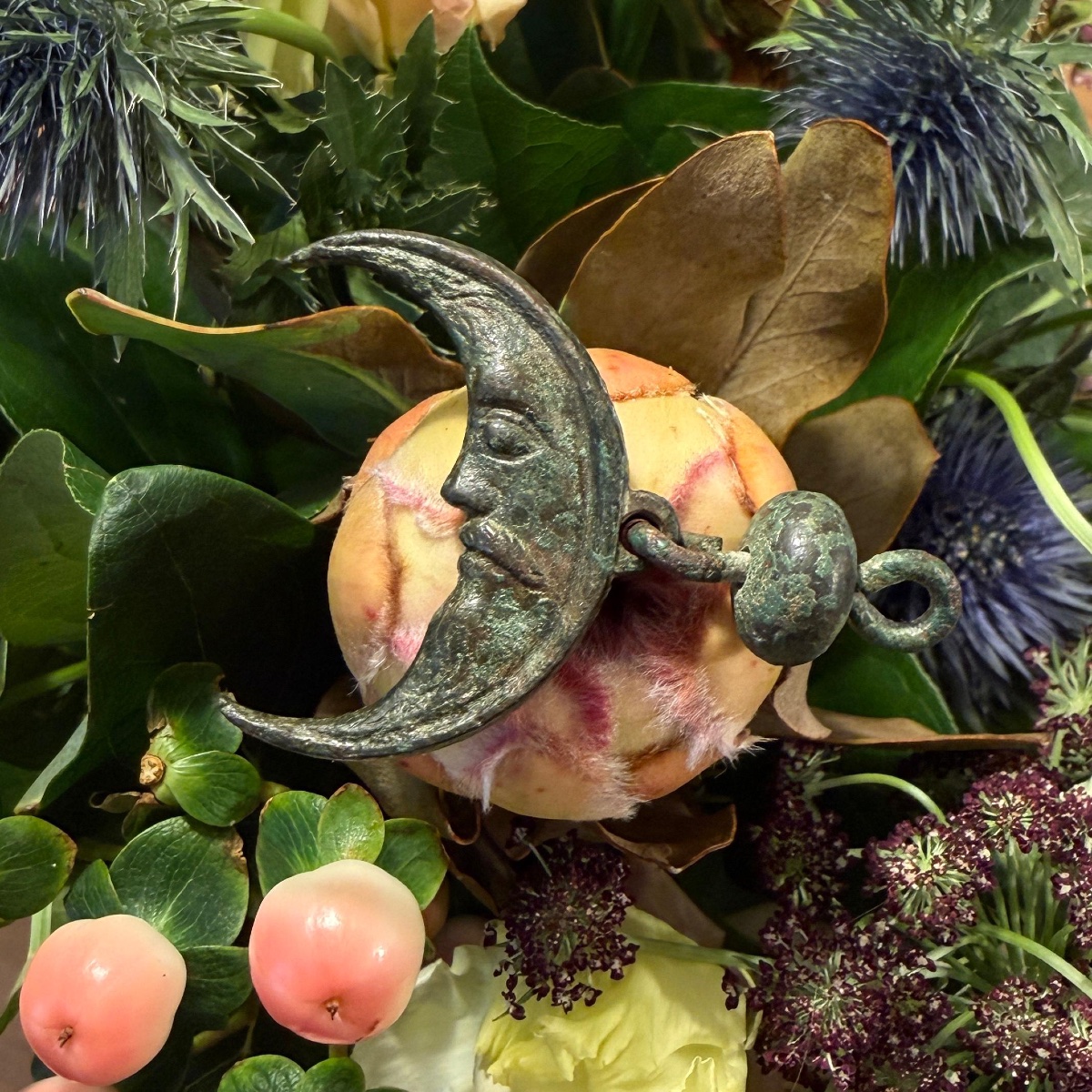 Bronze Moon Pendant With Anthropomorphic Face. Finland Or Gotland, 14th Century.-photo-3