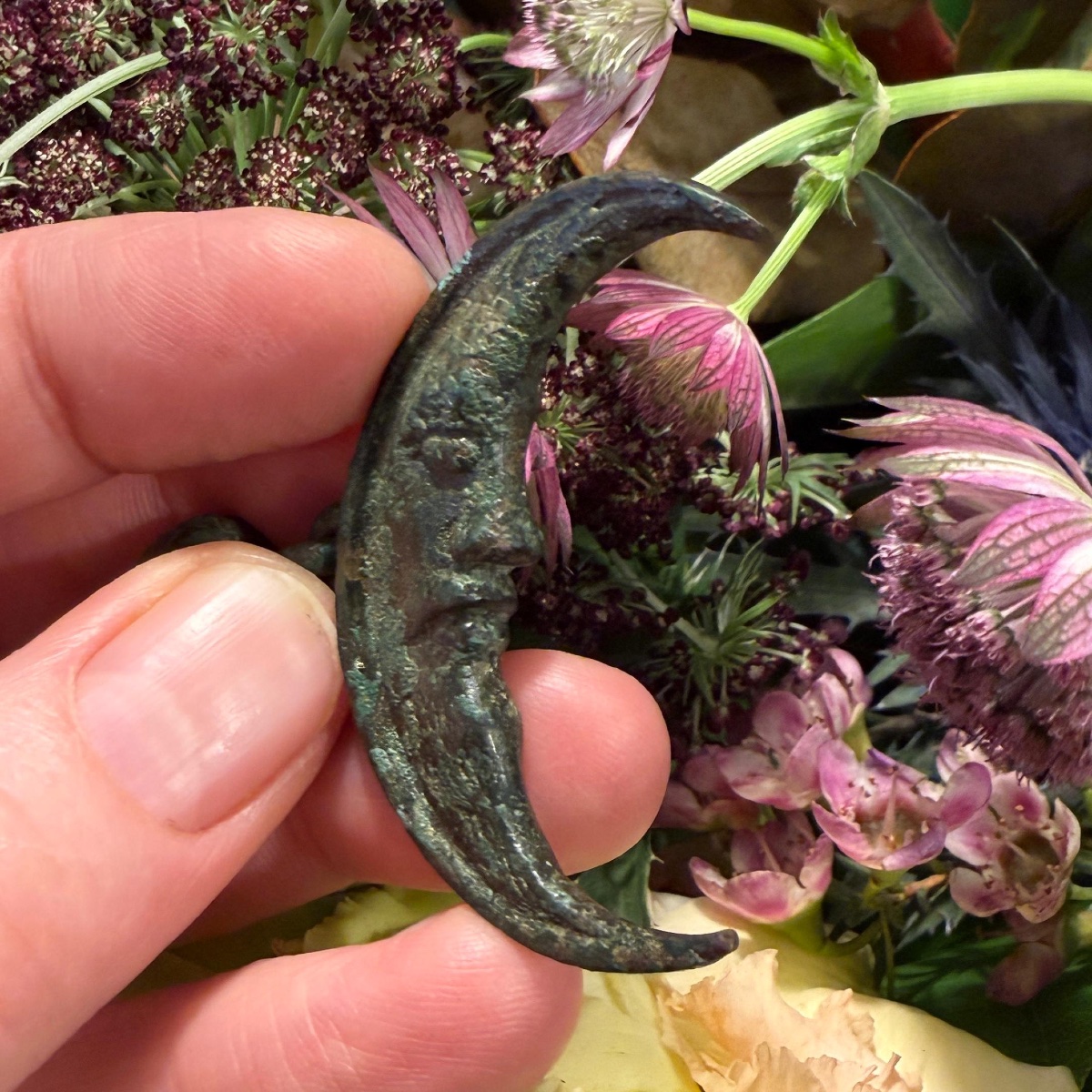 Bronze Moon Pendant With Anthropomorphic Face. Finland Or Gotland, 14th Century.-photo-5