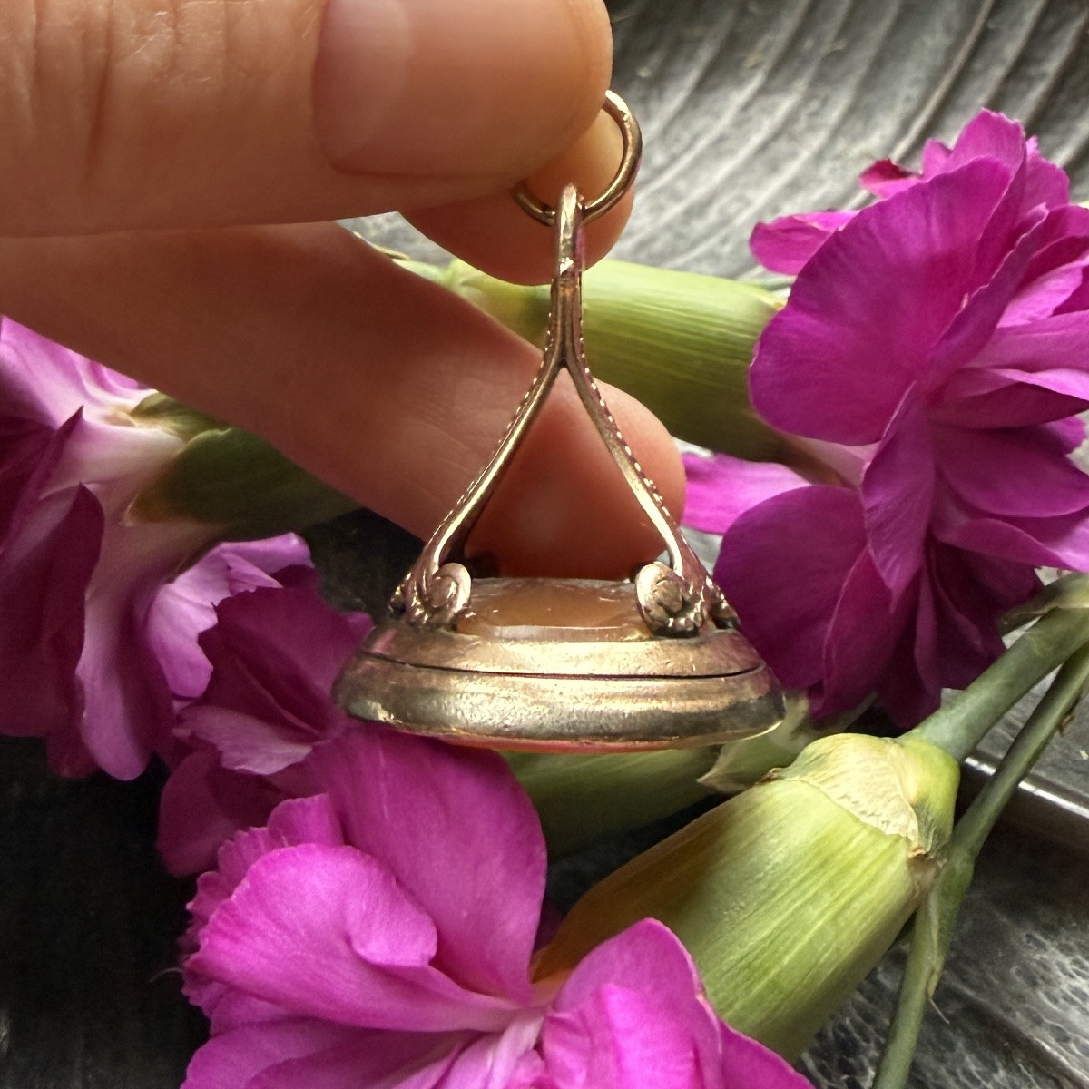 Sceau orné d'une intaille représentant Achille pleurant Patrocle. Angleterre, XVIIIe siècle.  -photo-8