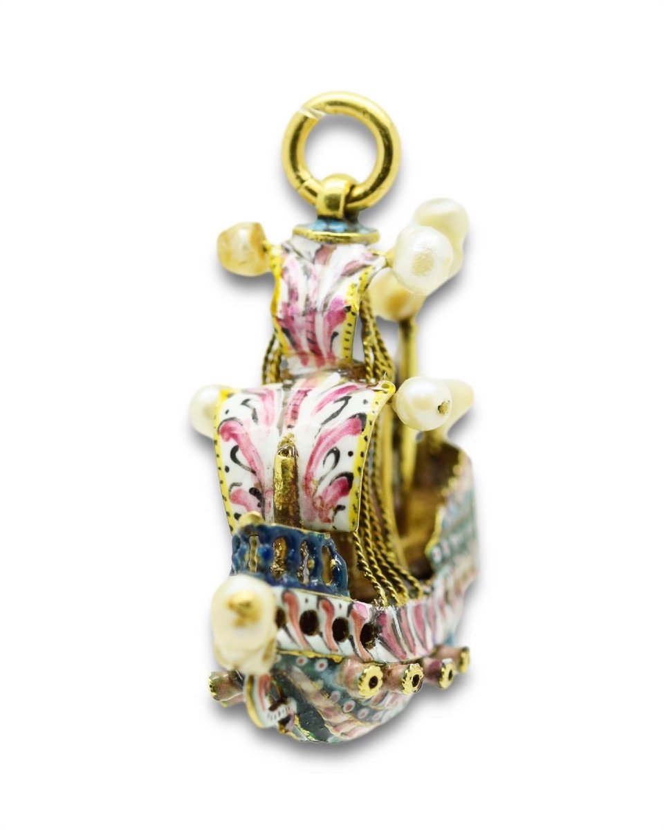 Pendant Set With Gold, Enamel And Pearls In The Shape Of A Ship. Spanish, Around 1700.-photo-3