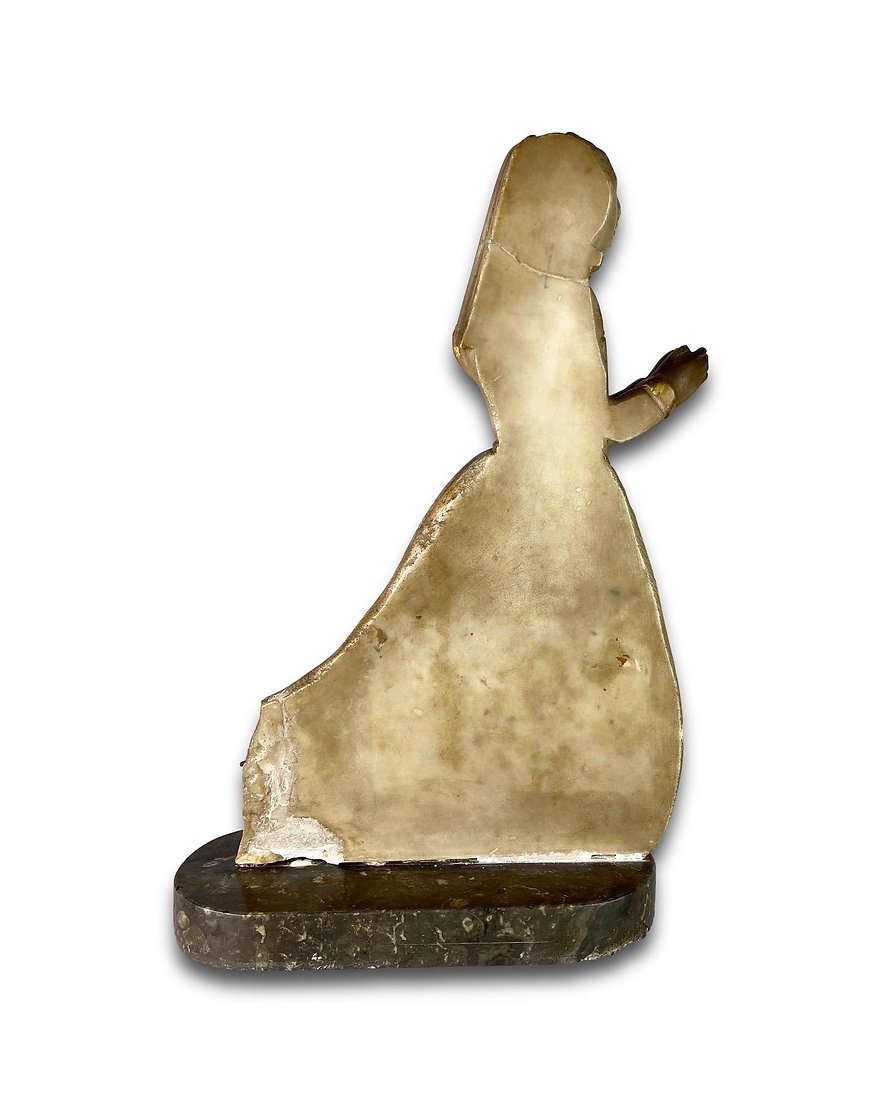 Alabaster Relief Of A Kneeling Mourner. French, XVIth Century.-photo-2