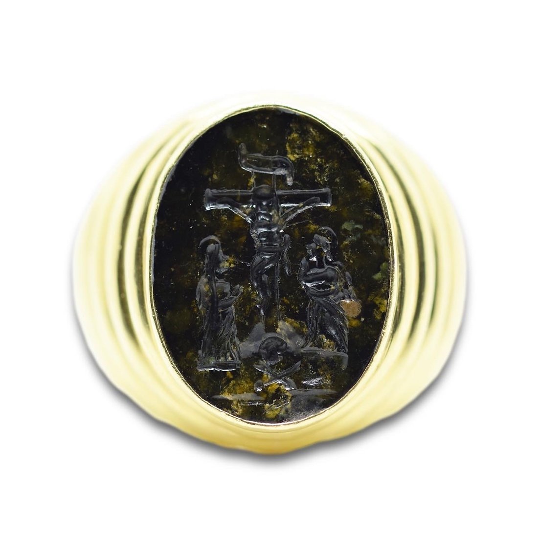 Bague Intaille En Agate Mousse Avec La Crucifixion. Italienne, Fin Du XVIe Siècle.-photo-2