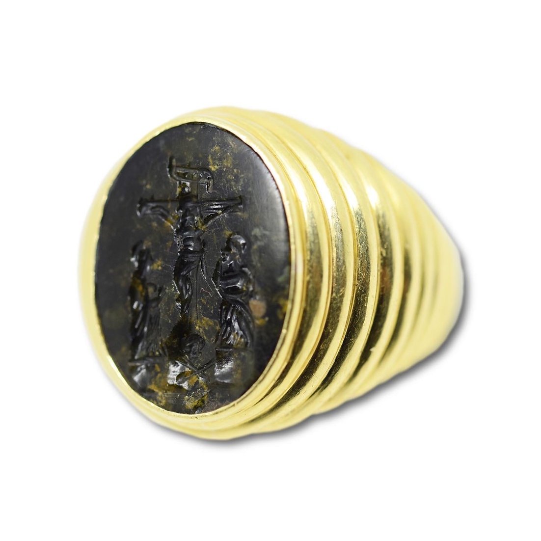 Bague Intaille En Agate Mousse Avec La Crucifixion. Italienne, Fin Du XVIe Siècle.-photo-2