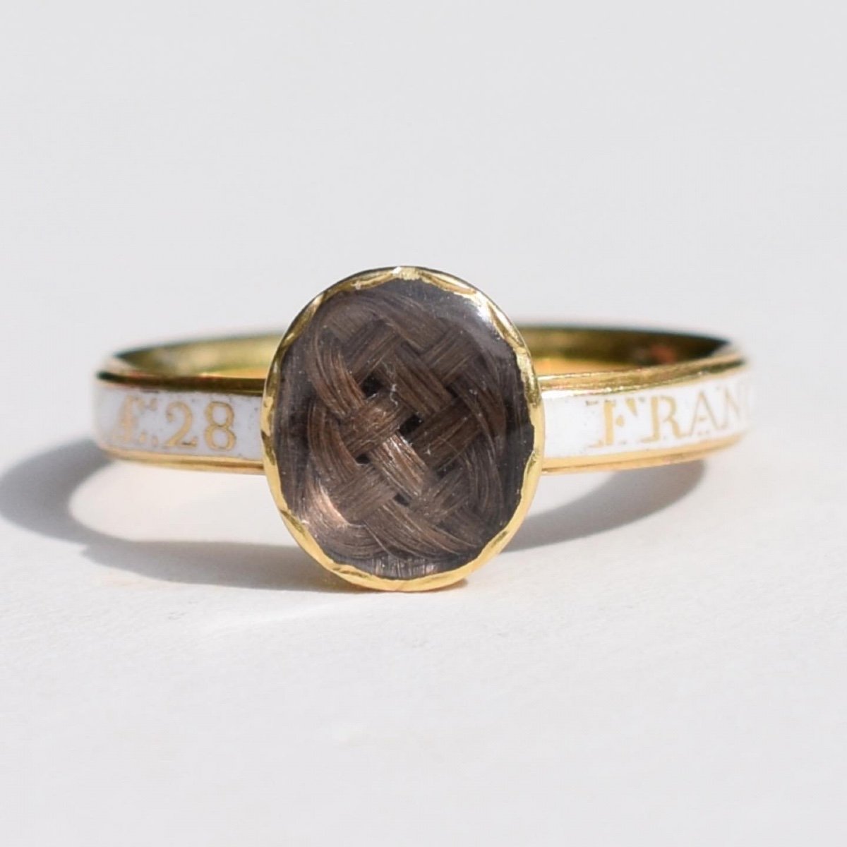 Bague De Deuil En Or émaillé Blanc Avec Médaillon De Cheveux. Anglais, 18e -photo-2