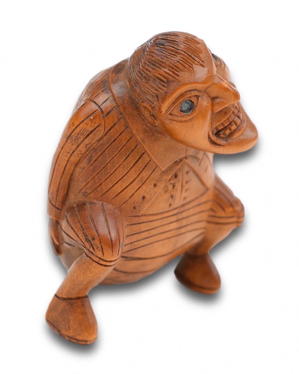 Amusing Snuff Box Of A Squatting Man. French, Early 19th Century.-photo-4