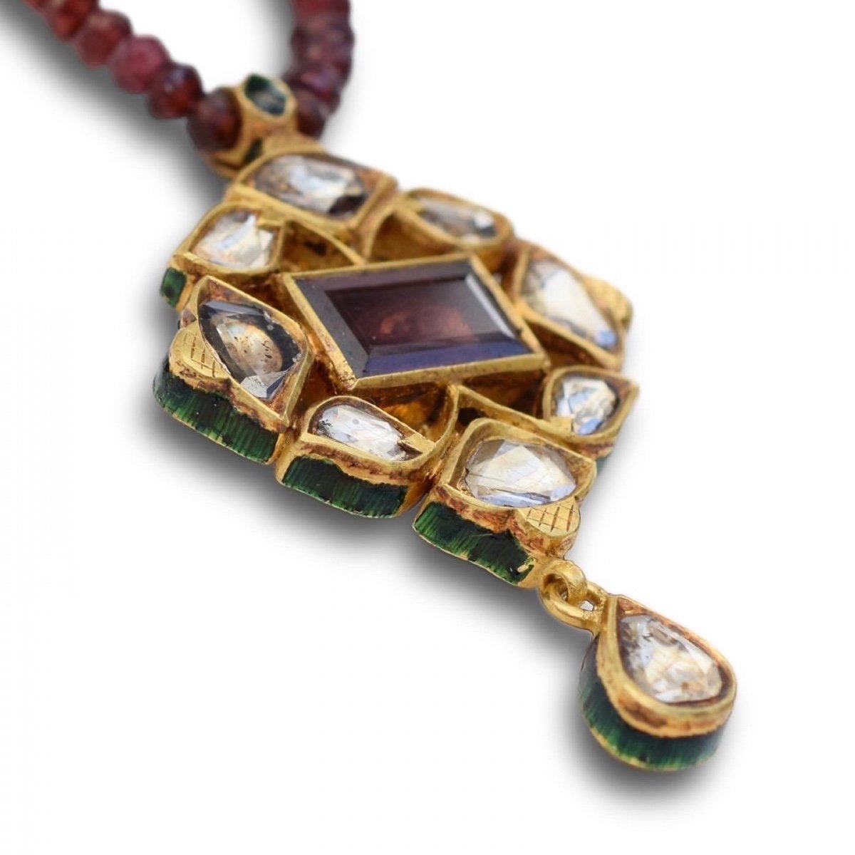 Enamel And Gold Pendant With Diamonds And A Table Cut Garnet. Indian, Circa 1900-photo-5