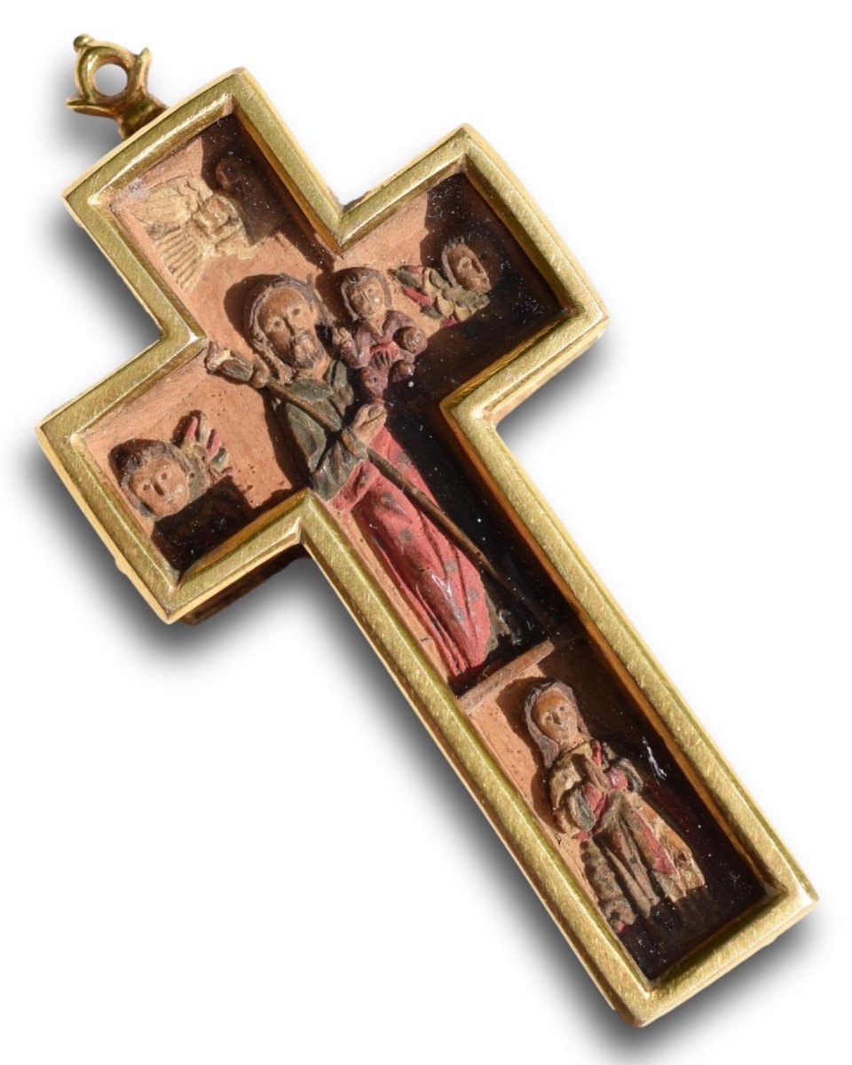 Extraordinary Gold Mounted Wooden Cross Pendant. Mexican, Around C.1600.