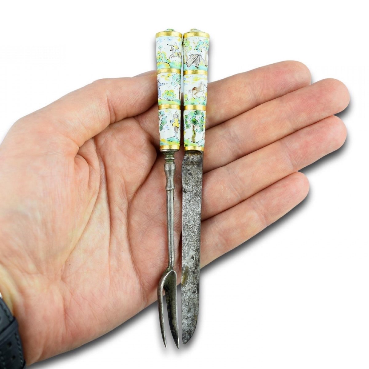 Pair Of Enamel And Gold Travelling Cutlery. Dutch, 17th Century.-photo-1