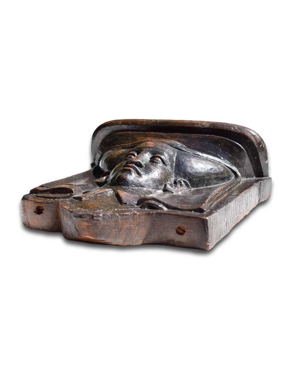 Misericord Of A Girl. Netherlandish, Circle Of Claes De Bruyn, 15th Century.-photo-3