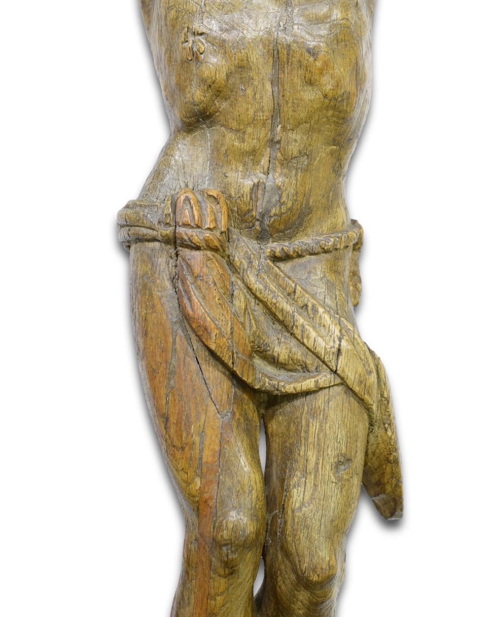 Large Oak Sculpture Of The Crucified Christ. French, 17th Century.-photo-3