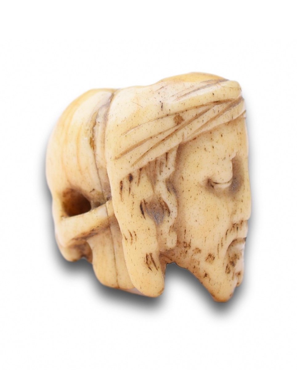 A Carved Bone Janus Chaplet Bead. French, 17th Century.-photo-5