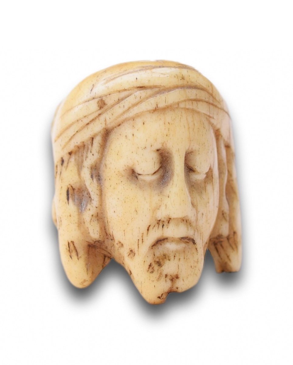 A Carved Bone Janus Chaplet Bead. French, 17th Century.-photo-6