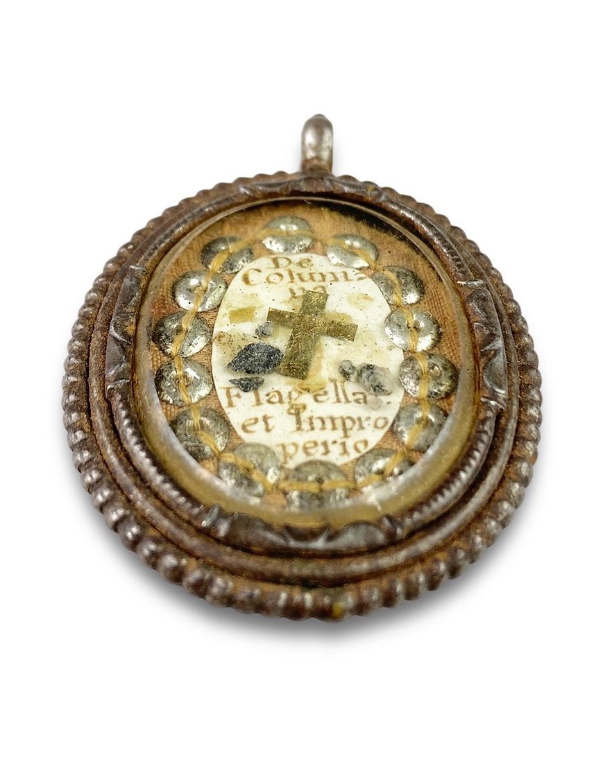 Steel Reliquary Pendant. Spanish, 17th Century.-photo-4