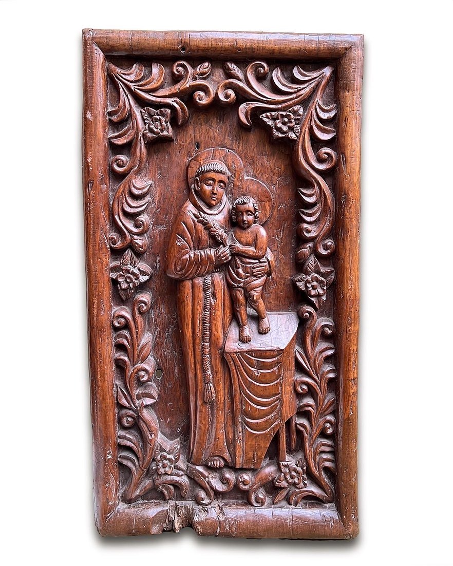 Hardwood Relief With Saint Anthony And The Child Jesus. Goa, 18th Century.