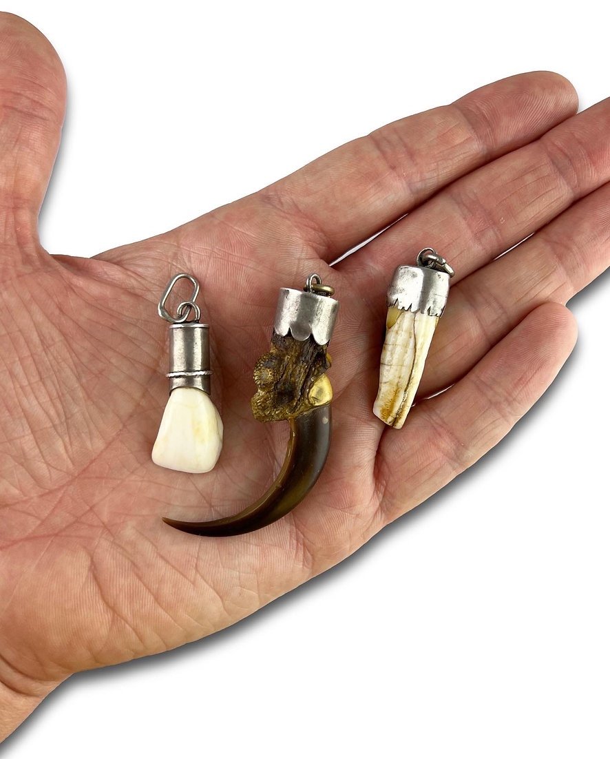 Three Silver Mounted Amulets; Two With Deers Teeth And One With An Eagles Claw-photo-3