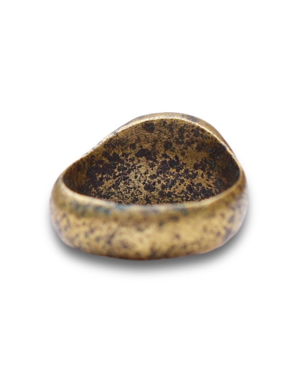 Large Bronze Merchants Ring. French, 16th Century.-photo-3