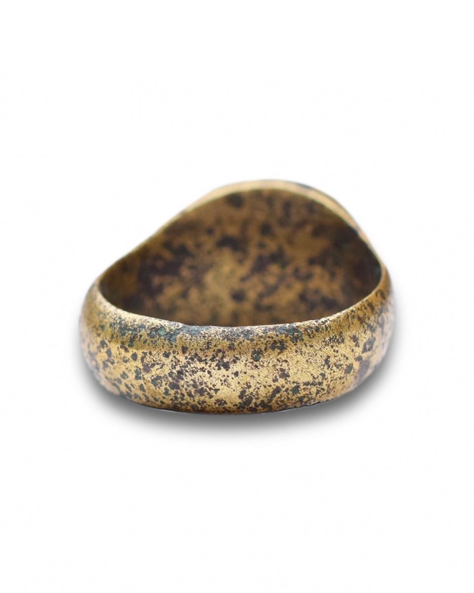 Large Bronze Merchants Ring. French, 16th Century.-photo-4