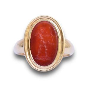 Neoclassical Gold Ring With An Intaglio Of Cupid. French, 19th Century.