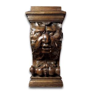 Baroque Oak Bracket Carved With The Head Of A Green Man. Flemish, 17th Century.