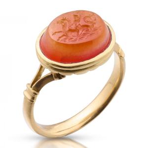 Bague En Or Avec Une Intaille d'Eros Chevauchant Un Hippocampe. XVIe/xviie Siècle. 